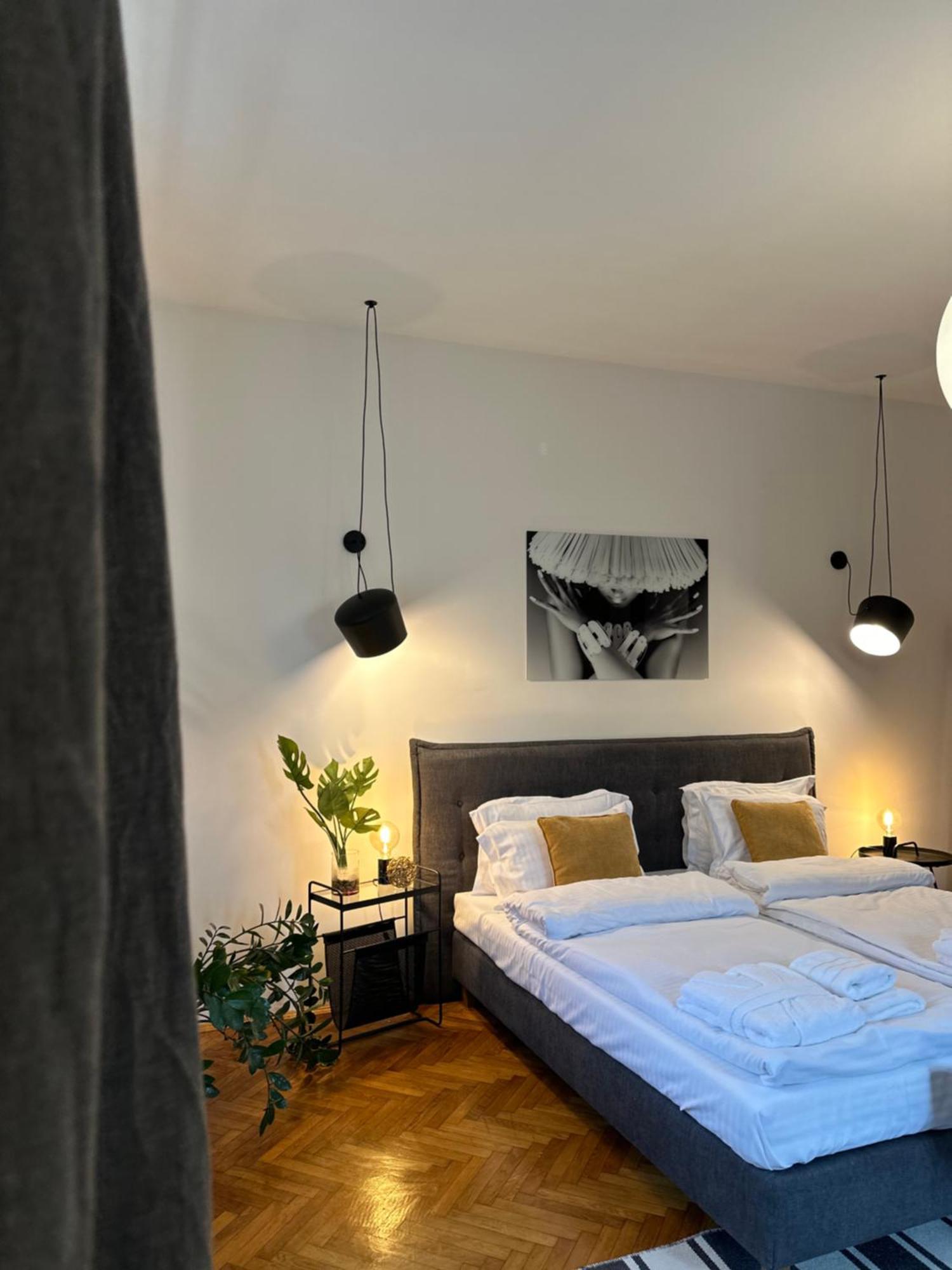 Marvellous Cozy In Old Center Town Brașov