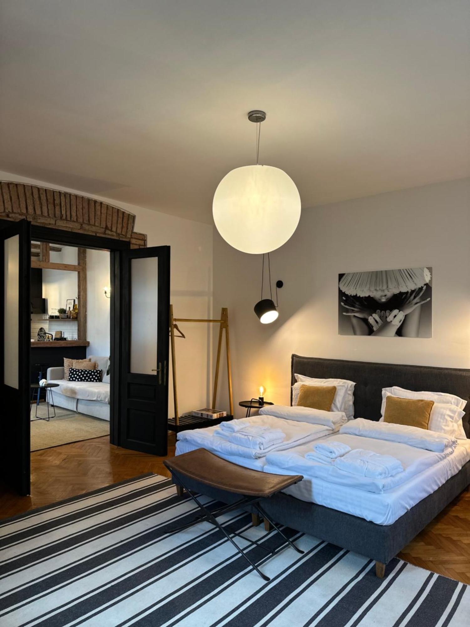Marvellous Cozy In Old Center Town Villa