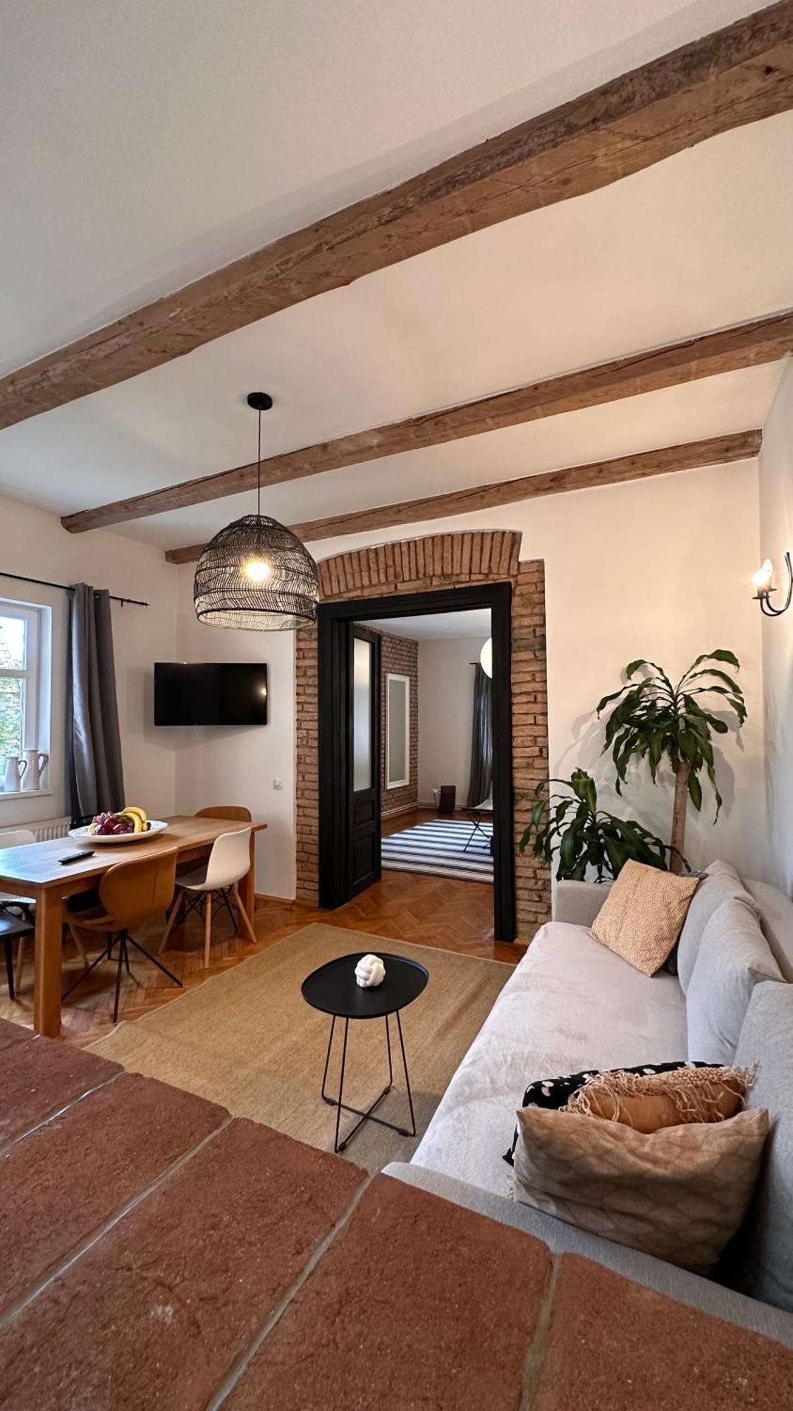 Marvellous Cozy In Old Center Town * Brașov