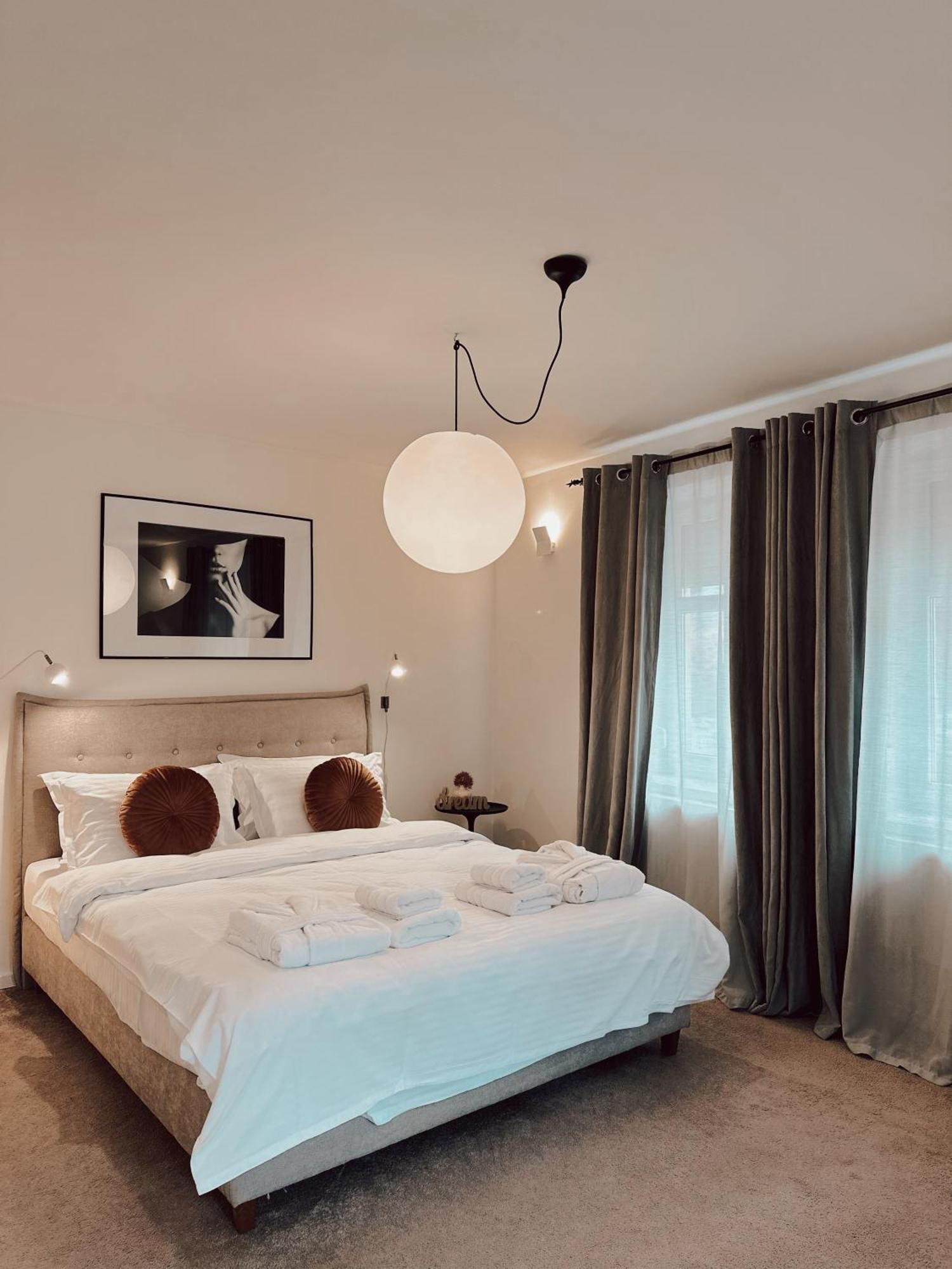 Marvellous Cozy In Old Center Town Villa
