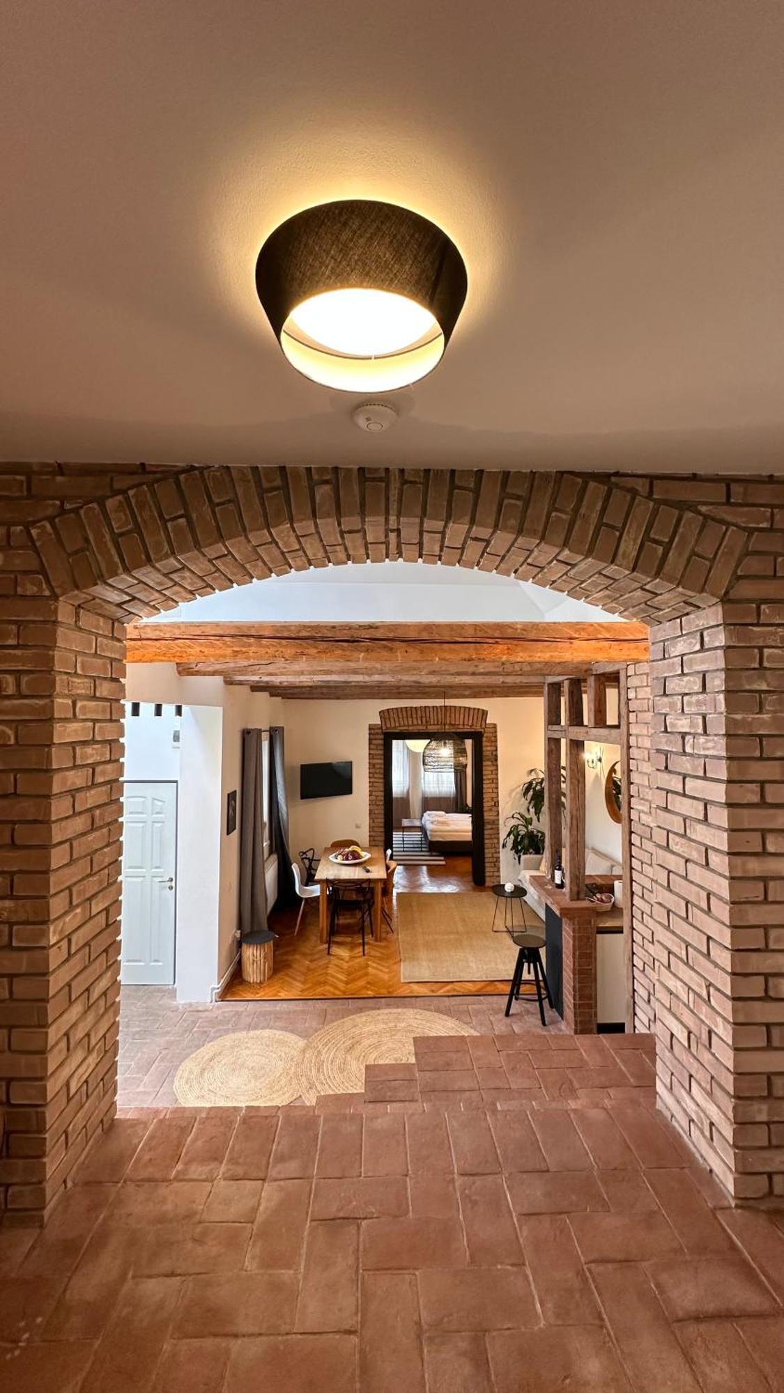 Marvellous Cozy In Old Center Town *