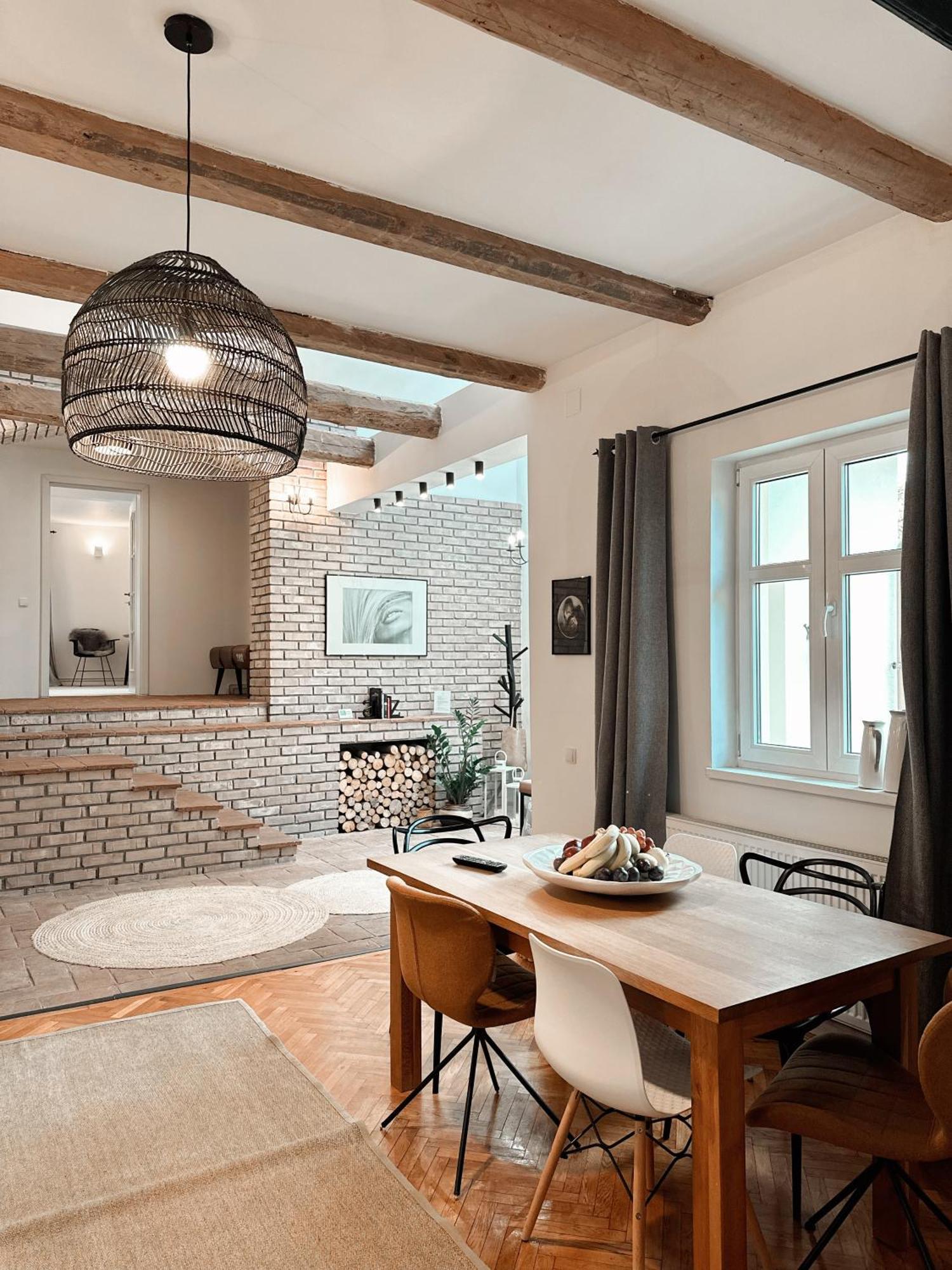 Marvellous Cozy In Old Center Town *